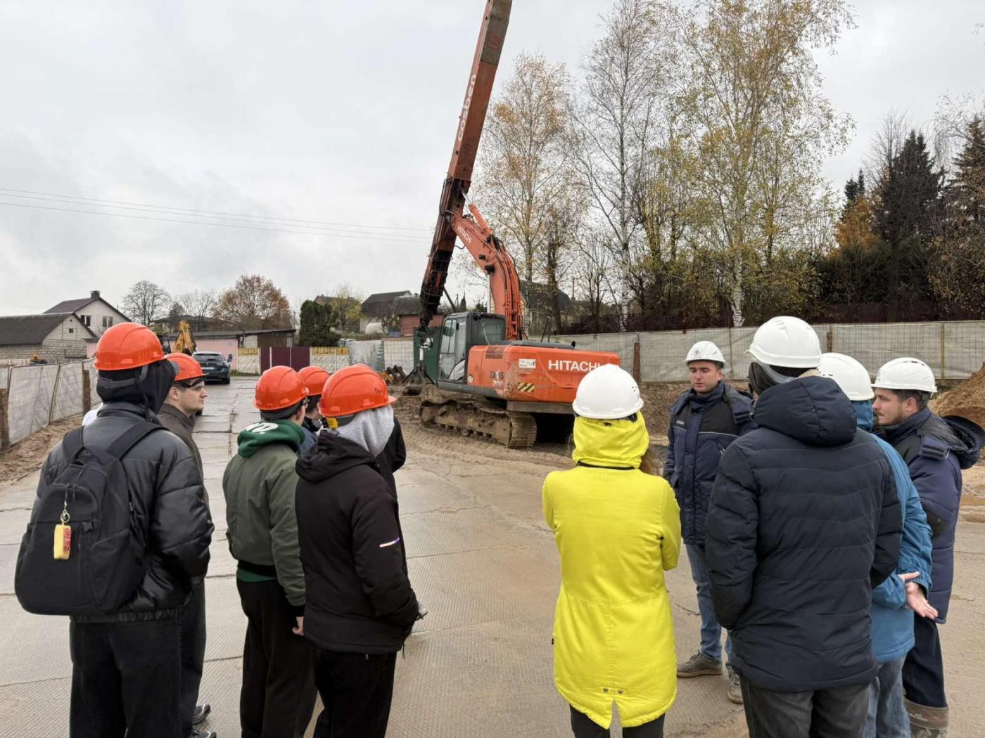 Студенты кафедры «Мосты и тоннели» применили дополненную реальность, посетив комплекс «Северный берег»